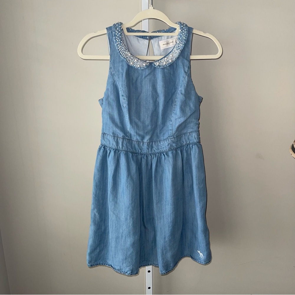 Abercrombie & Fitch Size 8 Chambray Mini Dress Pearl Rhinestone Beaded Collar